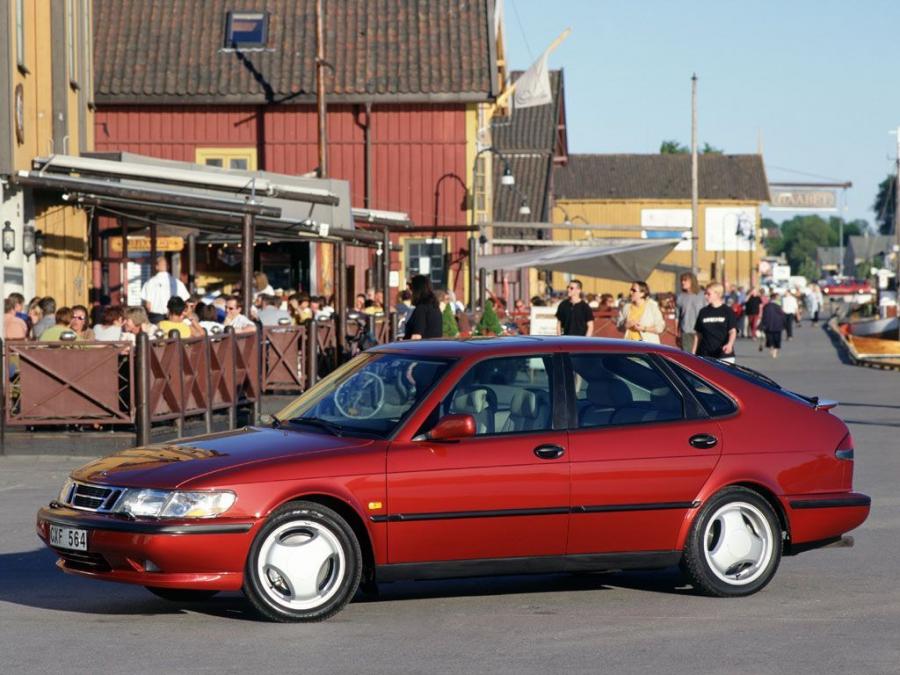 Saab 900 SE Talladega 1997 года  (фото 6 из 7)